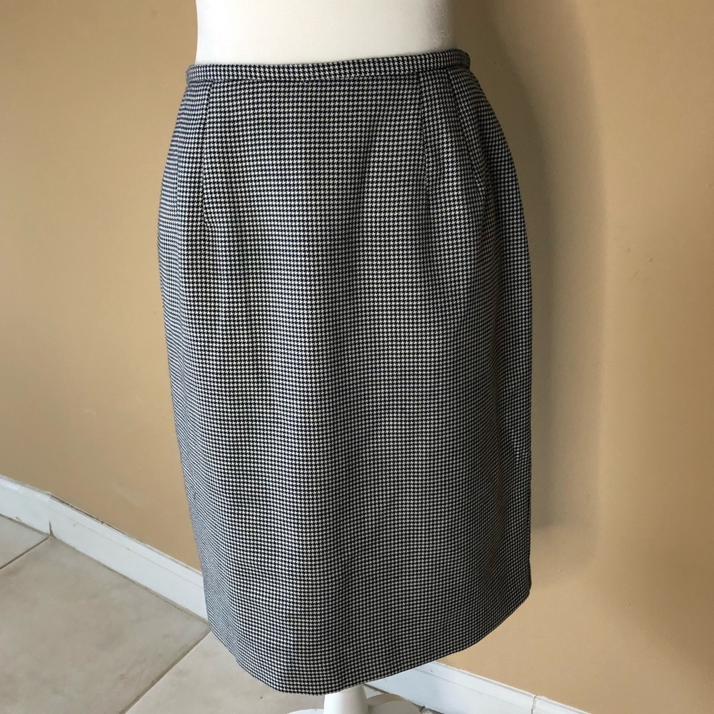Michele straight pencil skirt